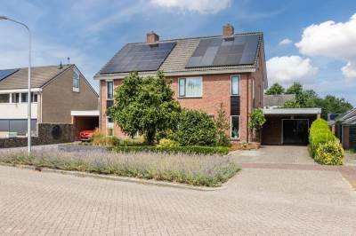 Woning De Elzen 18 Vroomshoop