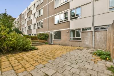 Woning Montfoorthof 149 Amsterdam