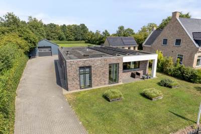 Woning Dahliastraat 76 Made