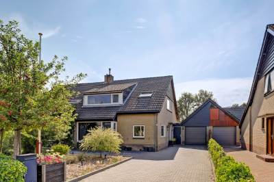 Woning Achterbosk 15 Menaam