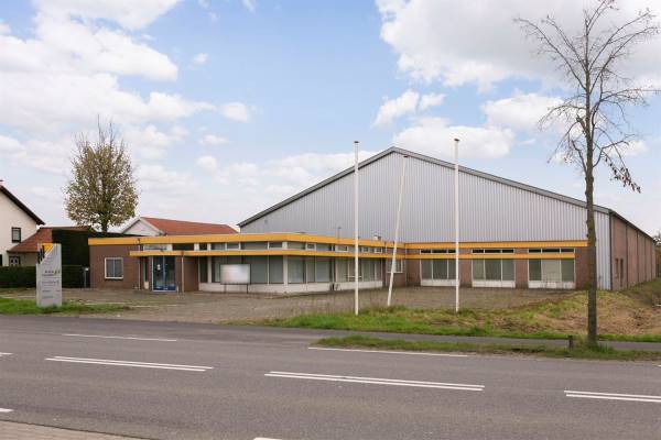 Bedrijfsruimte van Heemstraweg 32A Beneden-Leeuwen
