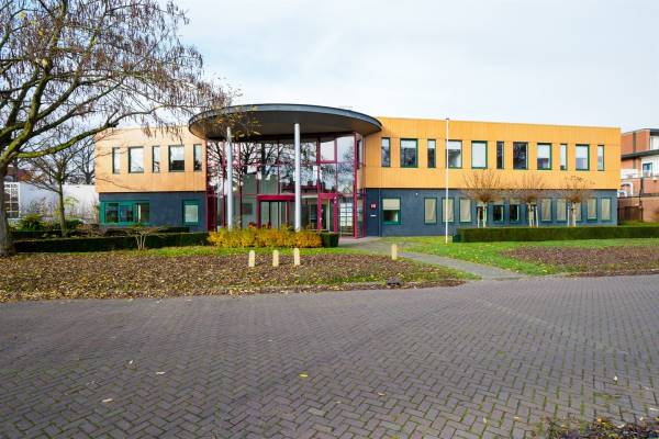 Kantoorruimte Bruggenmorsweg 10 Enschede