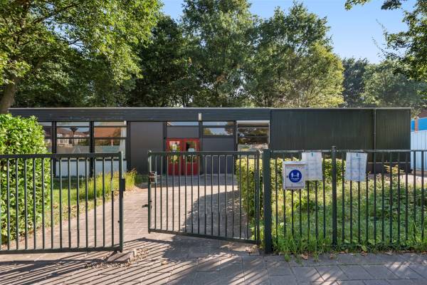 Bedrijfsruimte Tarthorst 675 Wageningen