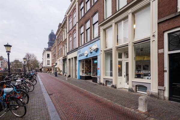 Winkelruimte Oudegracht 232 Utrecht