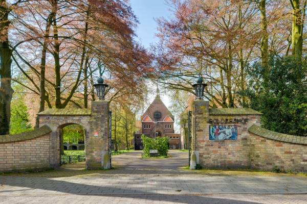 Bedrijfsruimte Ambtshuisplein 1 Druten