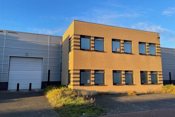 Bedrijfsruimte Hallenweg 36 Best