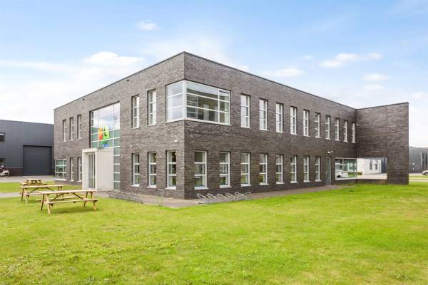 Kantoorruimte Nijverheidsweg 2b Elst (GE)