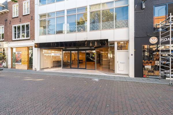 Winkelruimte Waterstraat 97 Tiel