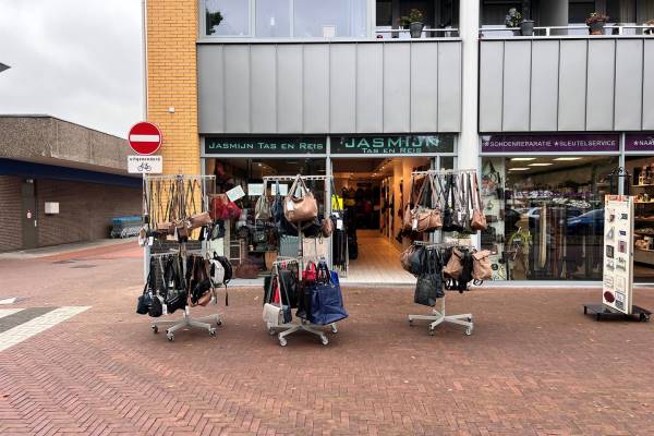 Winkelruimte Sint Martinusplein 6 Epe