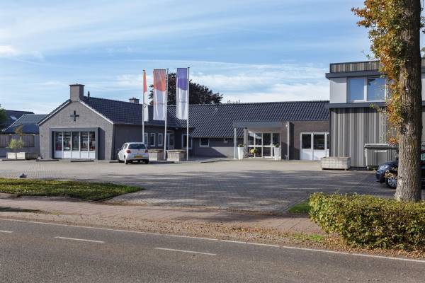Kantoorruimte Burg.Backxlaan 261 - 265 Nieuwleusen
