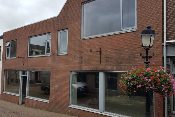 Winkelruimte Burgemeester Roosstraat 12 Lekkerkerk