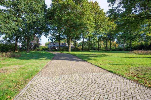 Maatschappelijk vastgoed Heusdenhoutsestraat 15 - 2 Breda