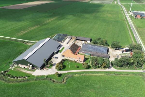 Agrarisch bedrijf Riedsterweg 2 Peins