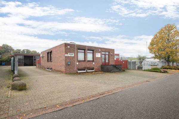 Bedrijfsruimte Polychemstraat 14 Beek (LI)