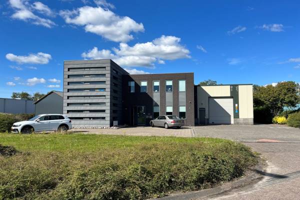 Bedrijfsruimte Het Helmhout 45 Drachten