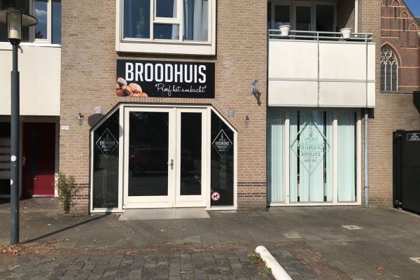 Winkelruimte Hoofdstraat 50A Rijen