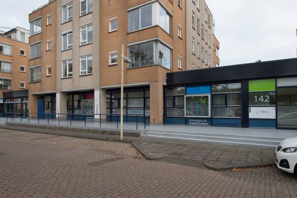 Kantoorruimte Burgemeester Kuperusplein 142 Heerenveen