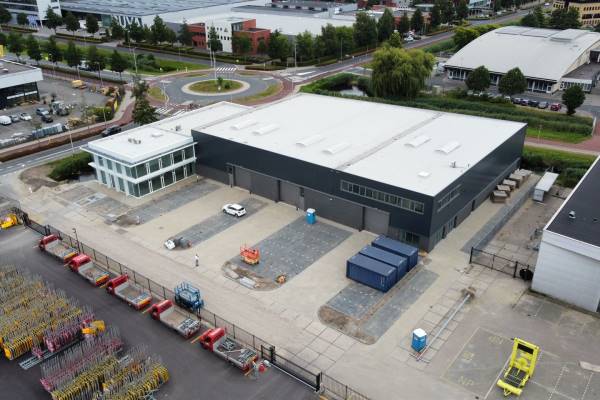 Bedrijfsruimte Bergen 8 Barendrecht