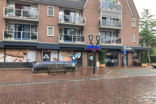 Winkelruimte Raadhuisplein 4 Sevenum