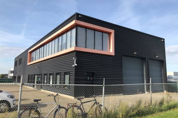 Bedrijfsruimte Kempenbaan 40 Rijen