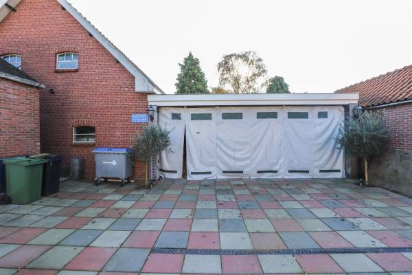 Bedrijfsruimte Schoolstraat Oud-Vossemeer