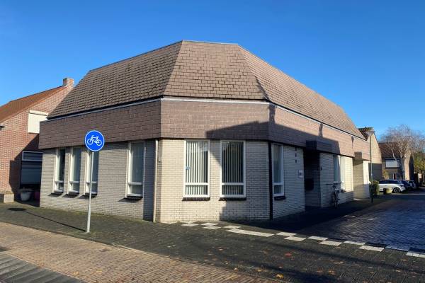 Maatschappelijk vastgoed Pastoor van Boxelhof 1 Rijen