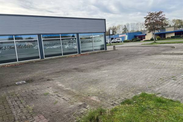 Bedrijfsruimte Papierbaan 13 Winschoten