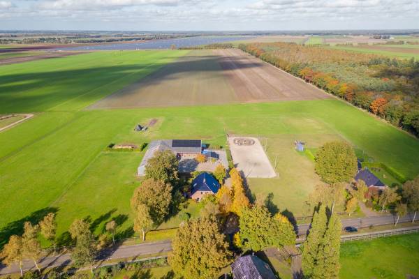 Agrarisch bedrijf Jipsingboertangerweg 146 Sellingen