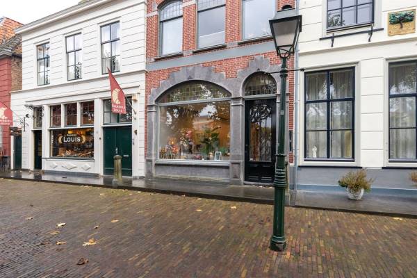 Winkelruimte Markt 24 Geertruidenberg