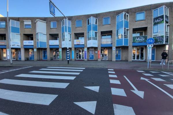 Winkelruimte Raadhuisplein 30 Nieuwerkerk aan den IJssel