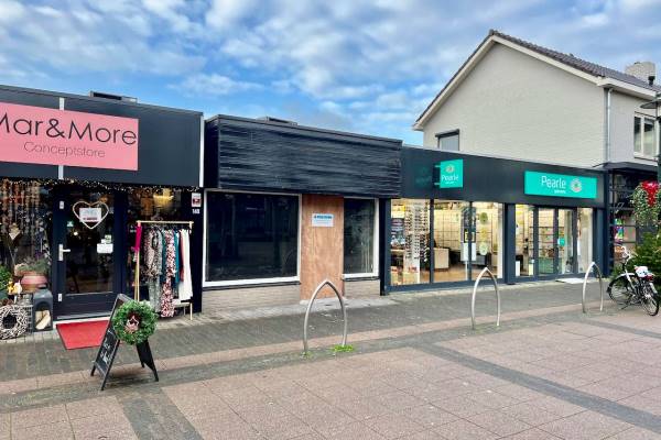 Winkelruimte Julianaplein 148 Beuningen (GE)