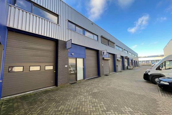 Bedrijfsruimte Laan van Waalhaven 313 Den Haag
