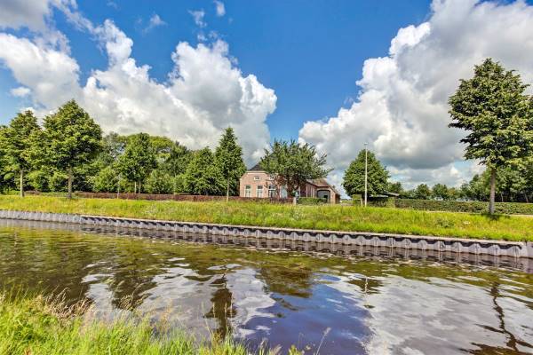 Bedrijfsruimte Rijksweg 53 Smilde