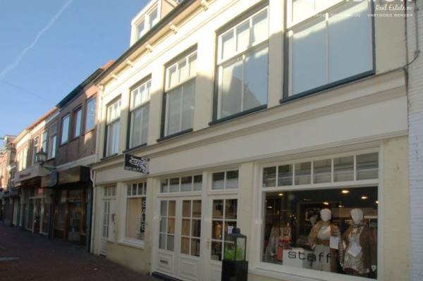 Winkelruimte Lange Kerkstraat 27 Hoorn (NH)