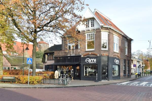 Winkelruimte Brink 39 Laren (NH)