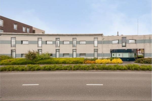Bedrijfsruimte Simon Lindhoutstraat 1 Tholen