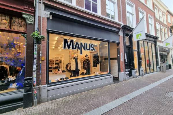 Winkelruimte Papestraat 19 Den Haag
