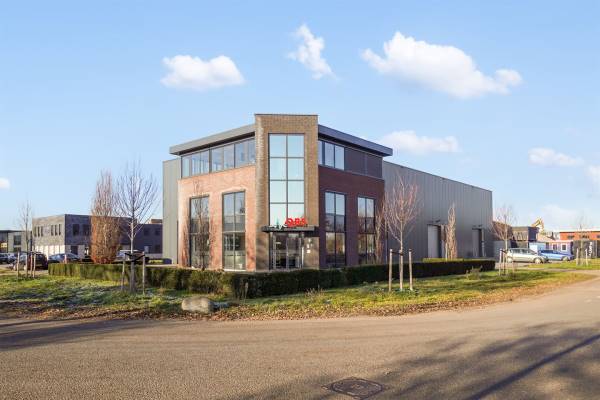 Bedrijfsruimte Randmeer 12 Oss