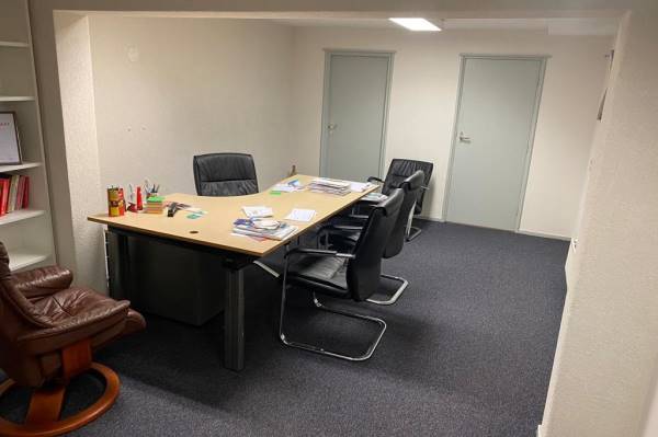 Kantoorruimte Burgemeester Jur. Visserlaan 72a Naarden