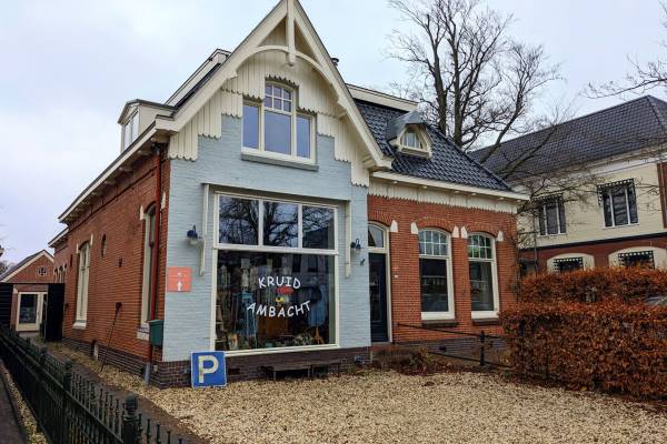 Winkelruimte Rijksstraatweg 105 Haren (GR)