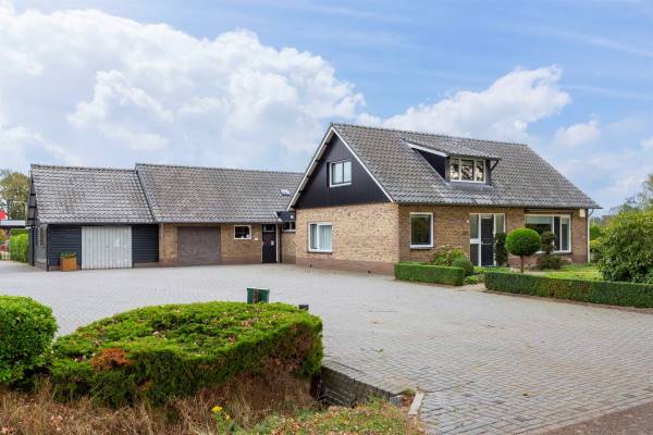 Bedrijfsruimte Echelpoelweg 37 Weerselo