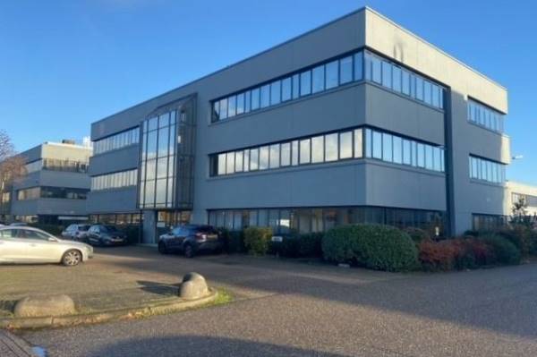 Bedrijfsruimte Zandsteen 14 Hoofddorp