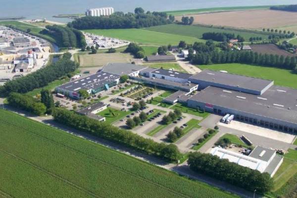 Bedrijfsruimte Walsoordensestraat 70 Walsoorden