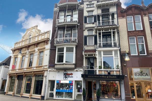 Winkelruimte Heuvelstraat 115 Tilburg