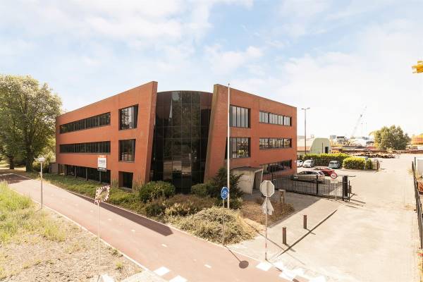 Kantoorruimte Westfrankelandsedijk 7 Schiedam
