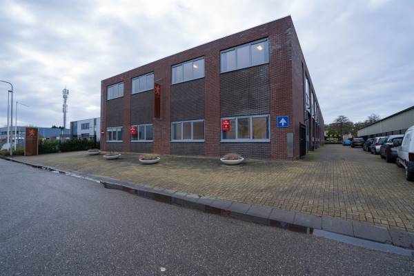 Kantoorruimte Einsteinweg 11A en T Hellevoetsluis
