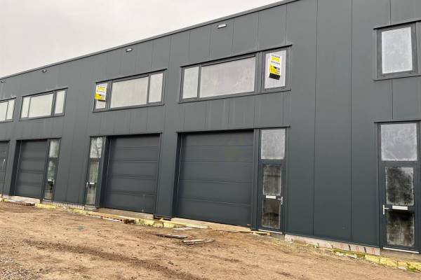 Bedrijfsruimte Middelerf 24 - 26 Ermelo