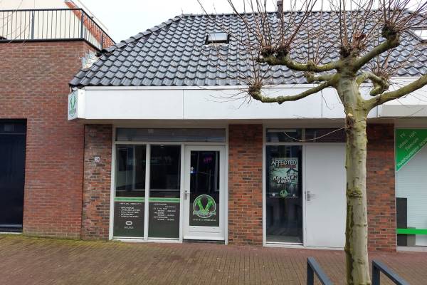 Winkelruimte Tolberterstraat 30 Leek