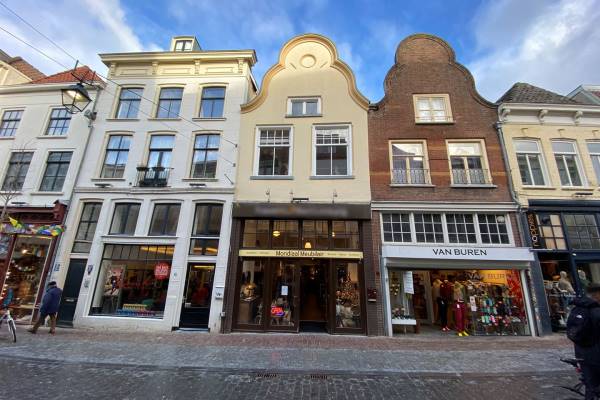 Winkelruimte Lange Hezelstraat 32 Nijmegen
