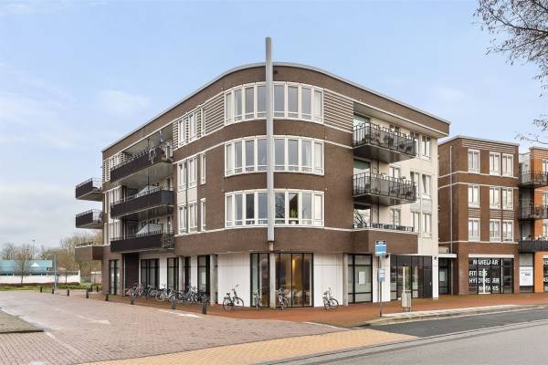 Bedrijfsruimte Snekerstraat 1 - 3 Bolsward